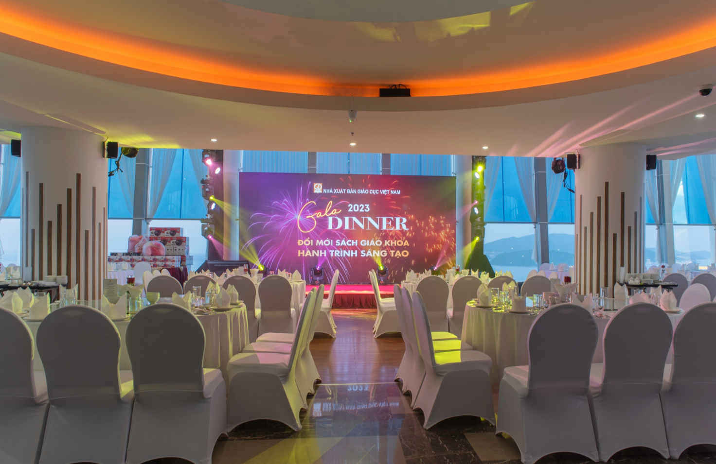 Hội Nghị & Sự Kiện Gala