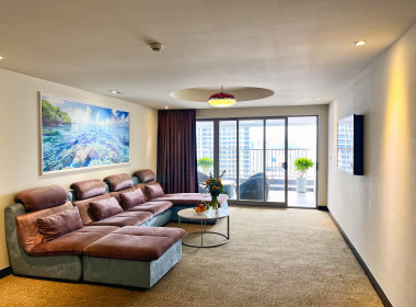 Phòng Grand Two Bedroom Suite City View with balcony